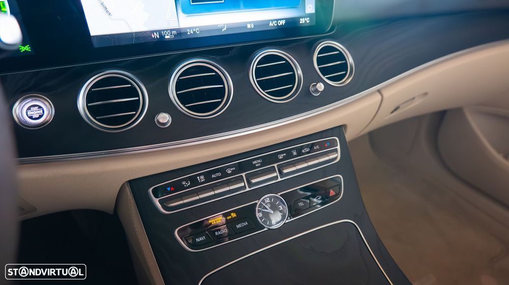 Mercedes-Benz E 300 e Exclusive Line - 16