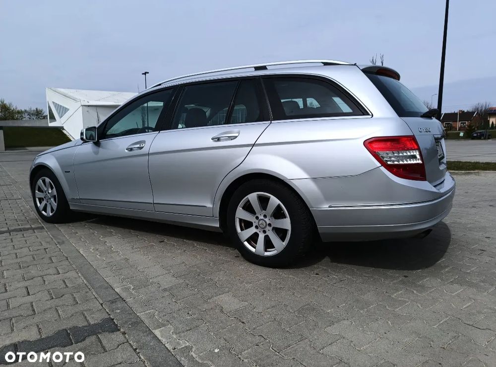 Mercedes-Benz Klasa C 180 K BlueEff Elegance - 8