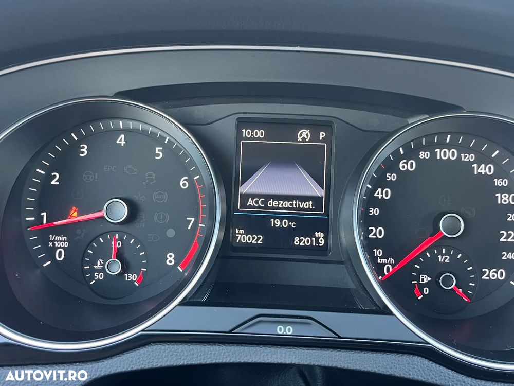 Volkswagen Passat 2.0 TDI DSG Highline - 30