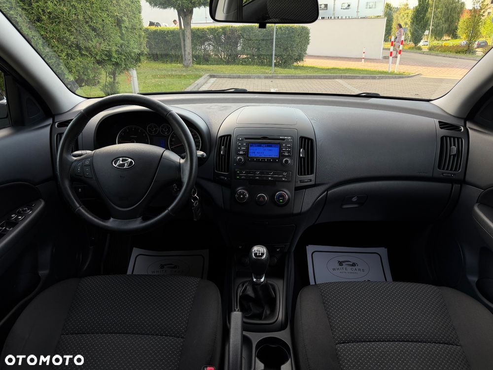 Hyundai i30 i30cw 1.4 UEFA EURO 2012 Edition - 8