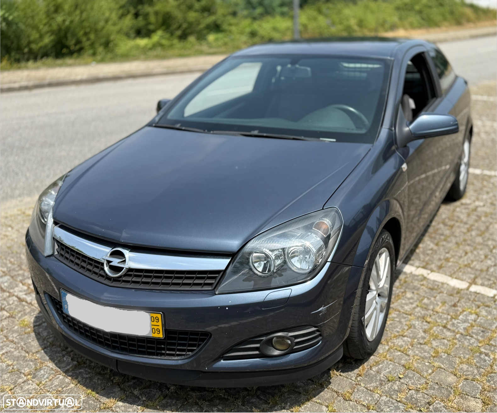 Opel Astra GTC 1.3 CDTi - 2
