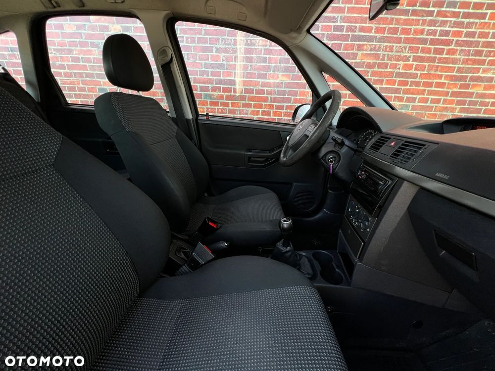 Opel Meriva - 12
