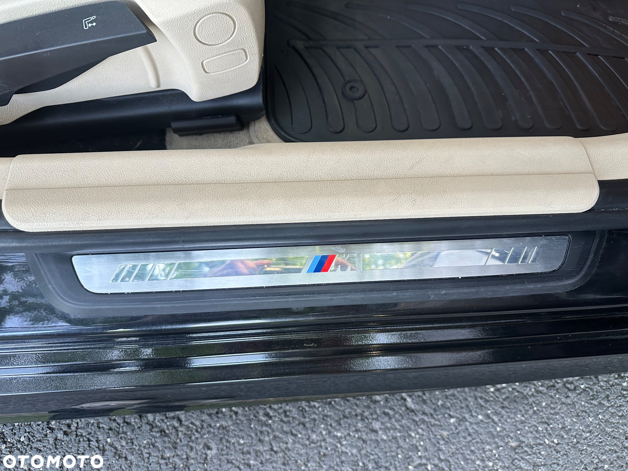 BMW Seria 3 320i M Sport - 36