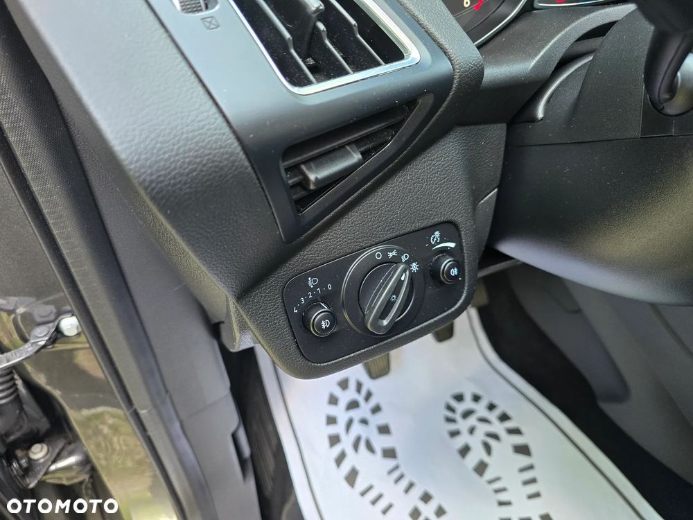Ford Kuga 2.0 TDCi 4WD Titanium - 34