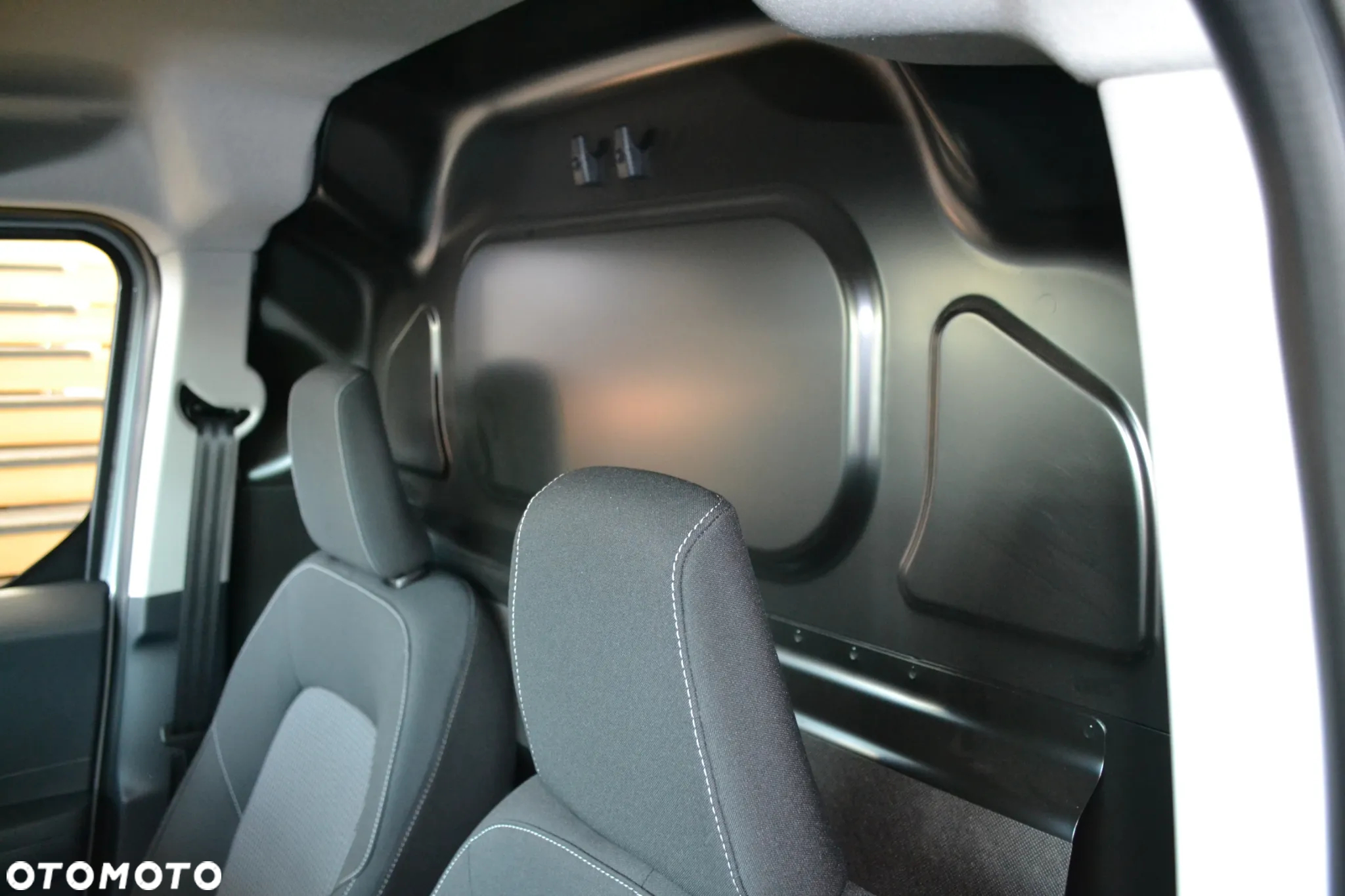Ford Transit Courier 1,5 l EcoBlue Trend - 8