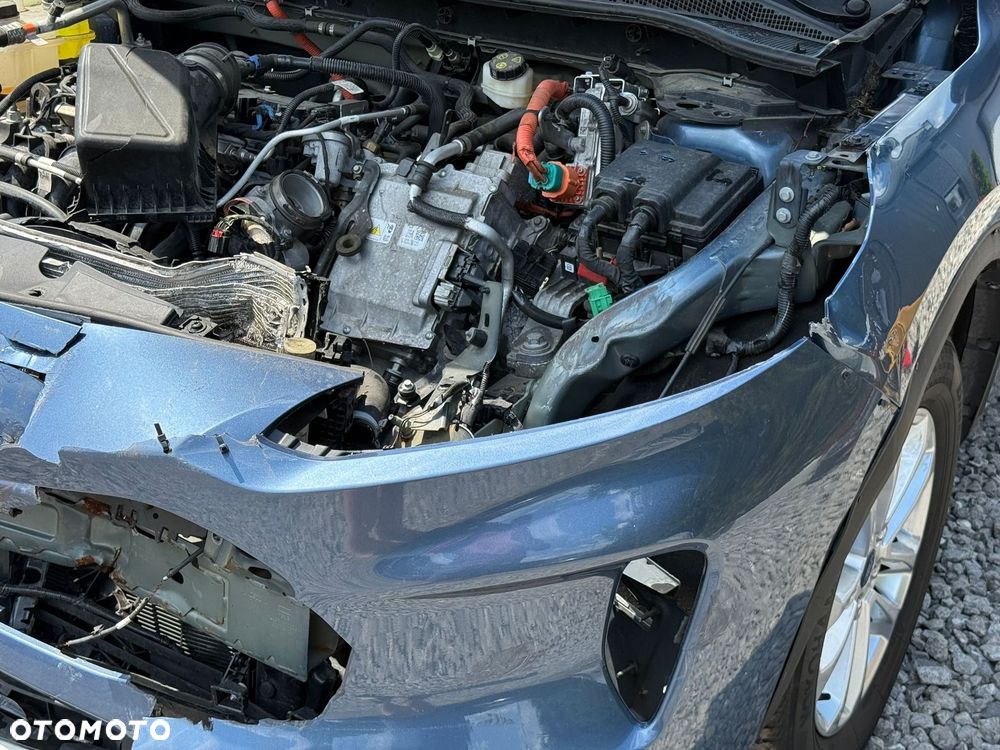 Ford Kuga 2.5 FHEV FWD Titanium X - 7