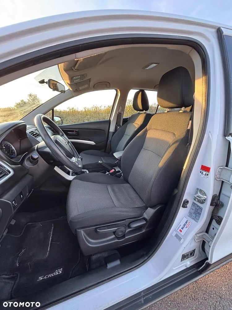 Suzuki SX4 - 10