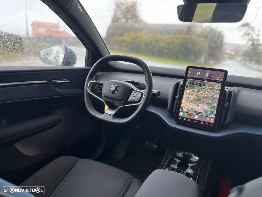 Volvo EX30 69 kWh Single Motor Extended Range Plus - 18