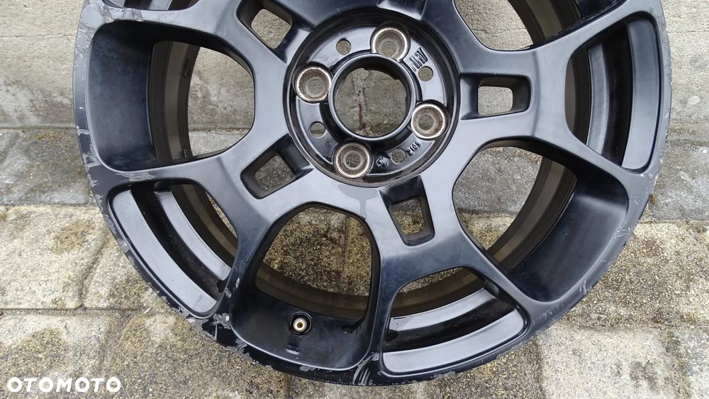 FIAT 500 ABARTH 6.5Jx16H2 ET35 4x98 - felga - 3