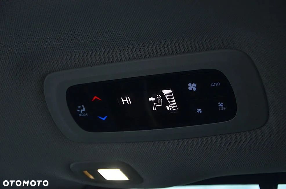 Chrysler Pacifica - 15