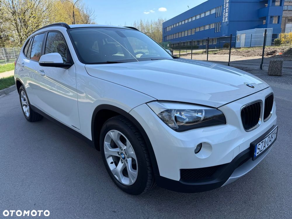 BMW X1 xDrive18d xLine - 38