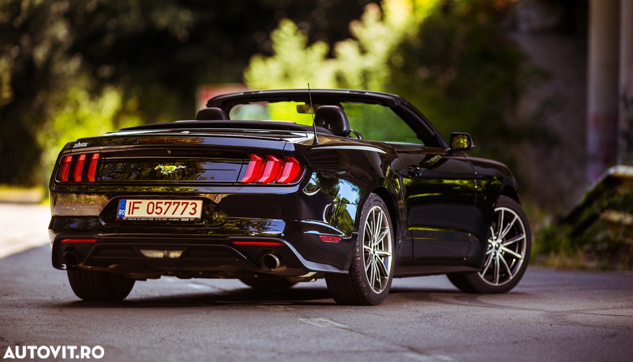 Ford Mustang Cabrio 2.3 Eco Boost - 34