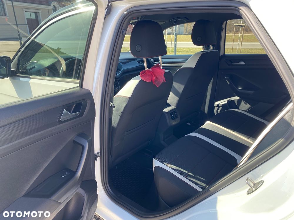 Volkswagen T-Roc 1.5 TSI OPF ACTIVE - 10