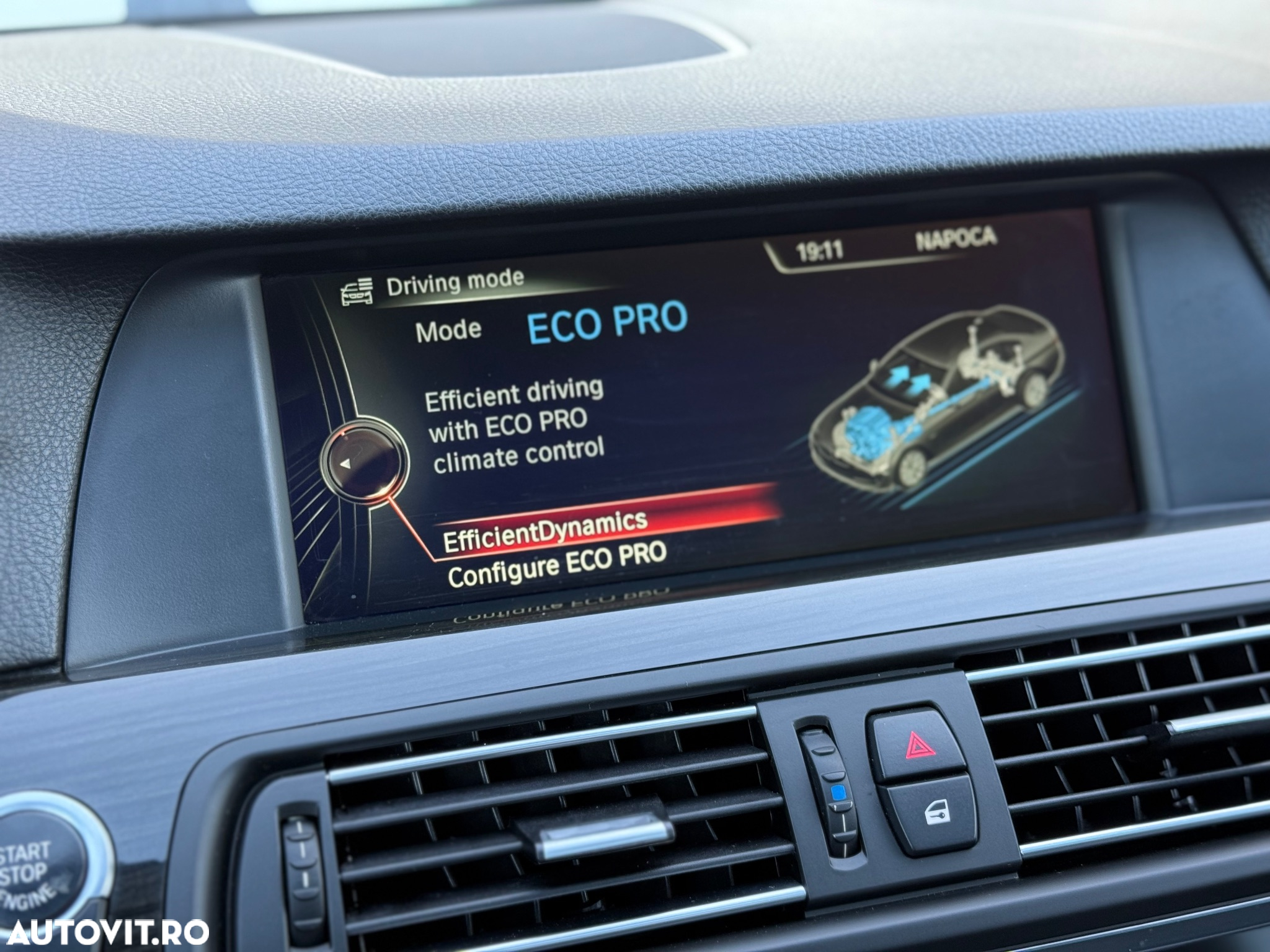 BMW Seria 5 520d Aut. - 37