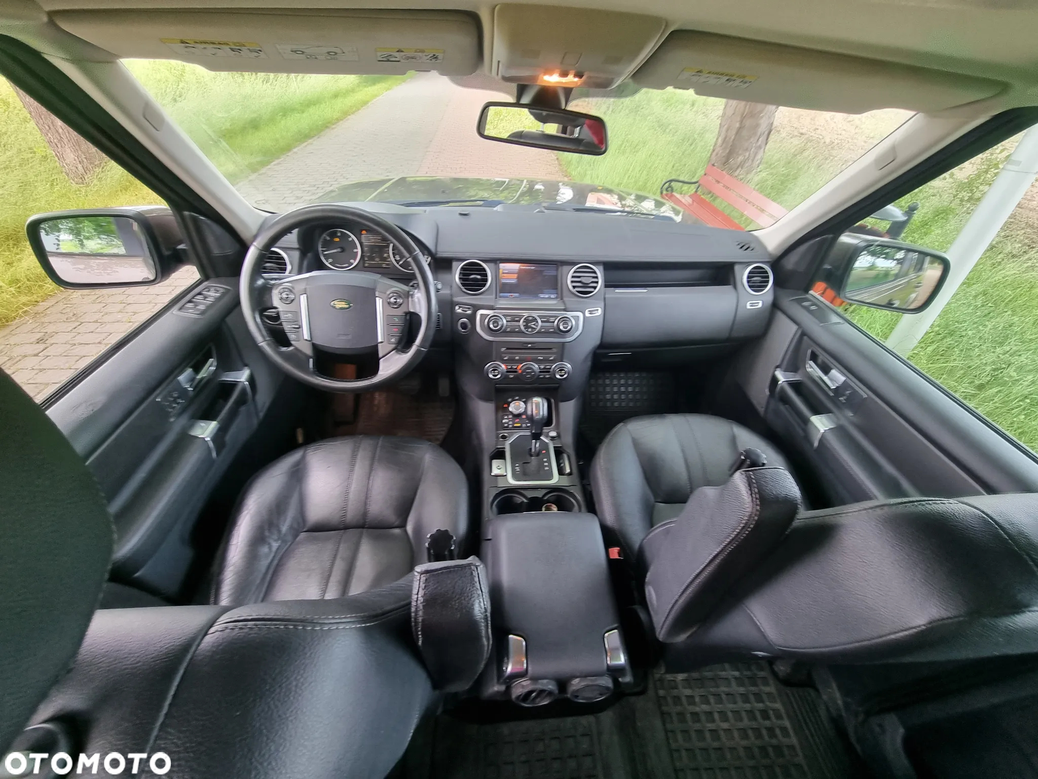 Land Rover Discovery IV 3.0D V6 HSE - 21