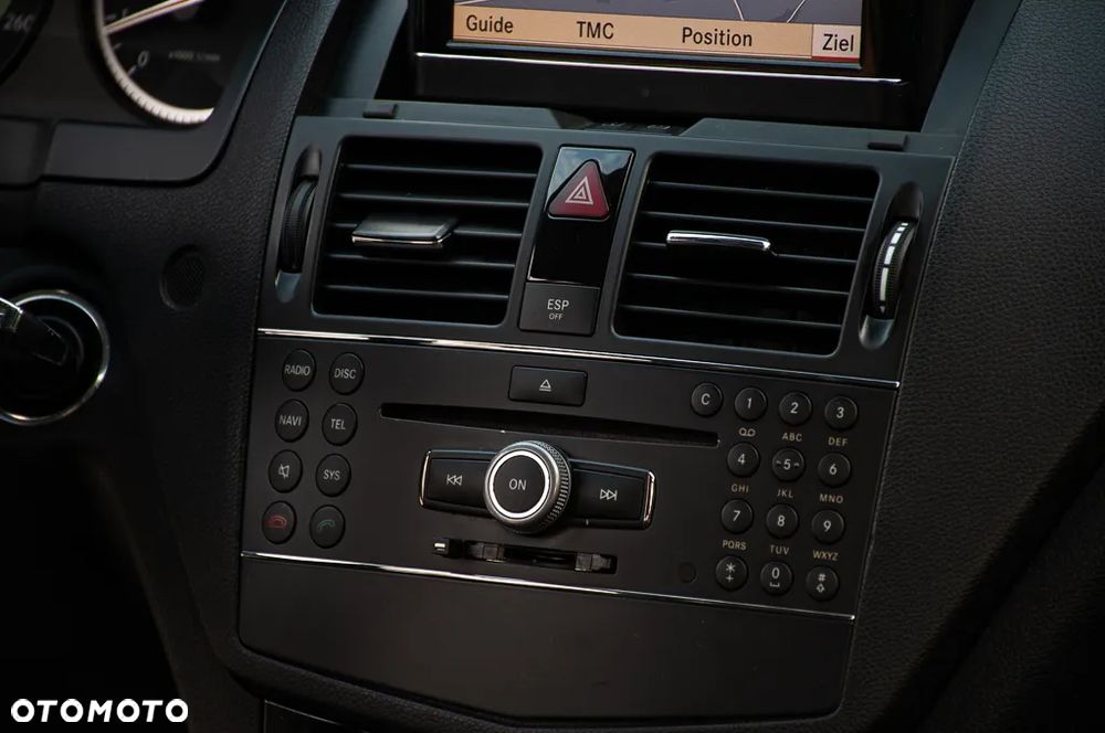 Mercedes-Benz Klasa C 200 Kompressor Classic - 23