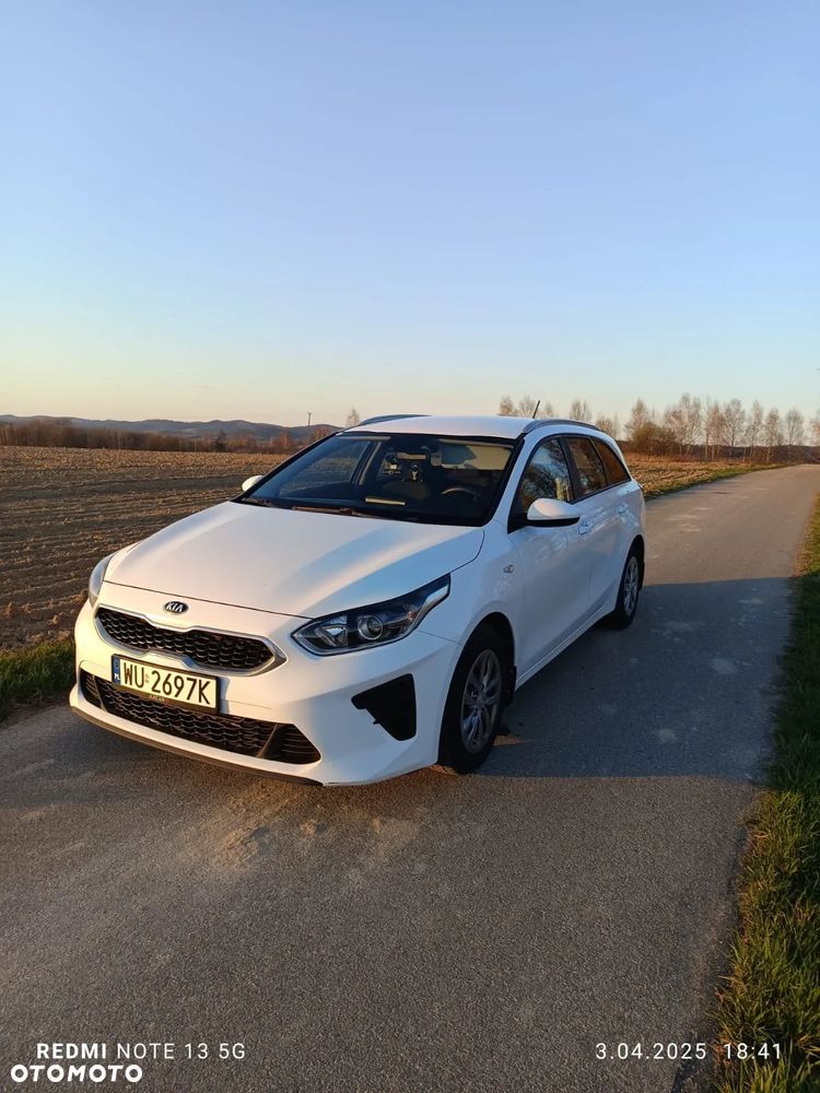 Kia Ceed - 14