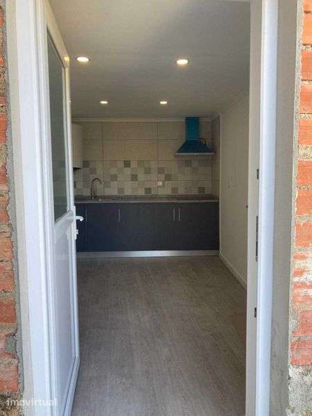 Apartamento T2 Renovado Parada - Carregal do Sal - Grande imagem: 4/12
