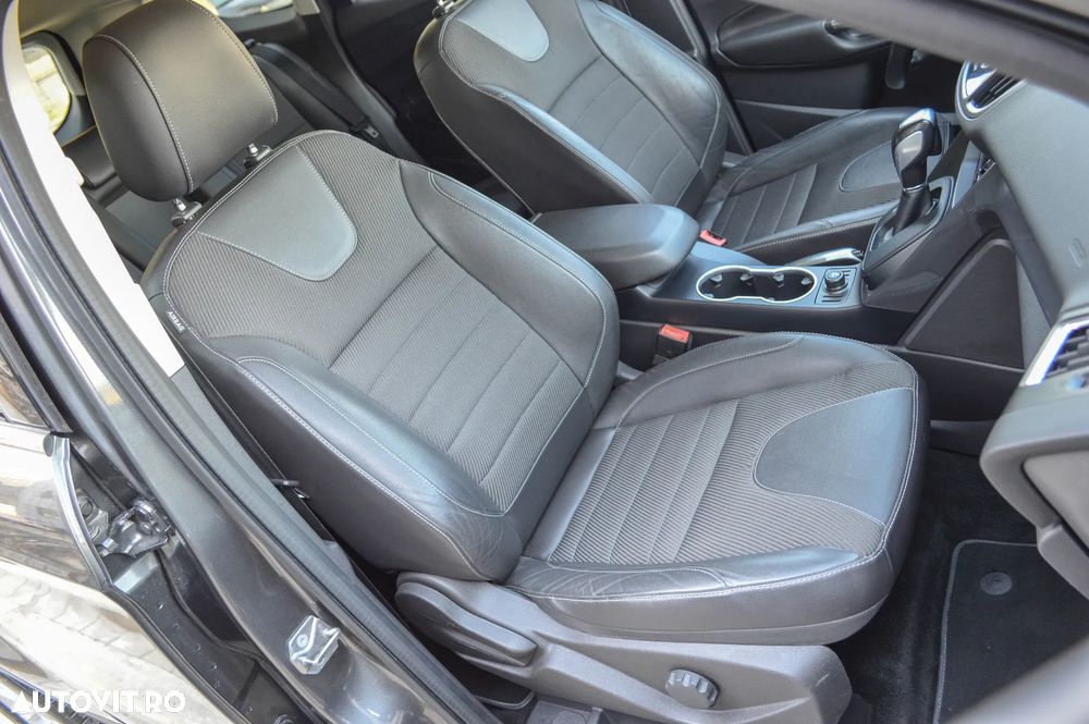 Ford Kuga 2.0 TDCi 4x4 Aut. Titanium - 23