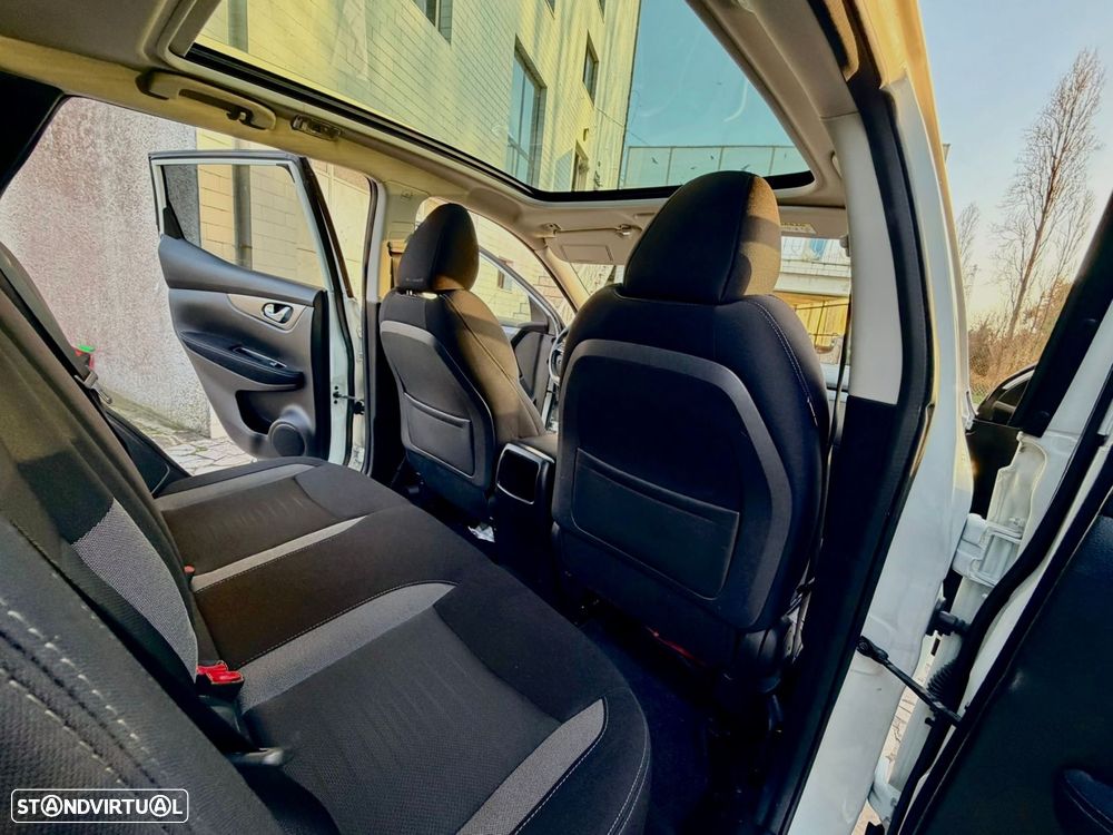 Nissan Qashqai 1.2 DIG-T N-Connecta - 18
