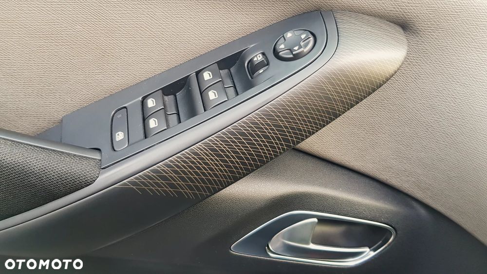 Citroën C4 Picasso 1.6 e-HDi Exclusive - 21