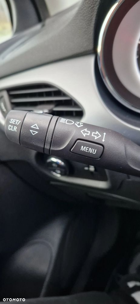 Opel Astra 1.6 D Start/Stop Business - 17