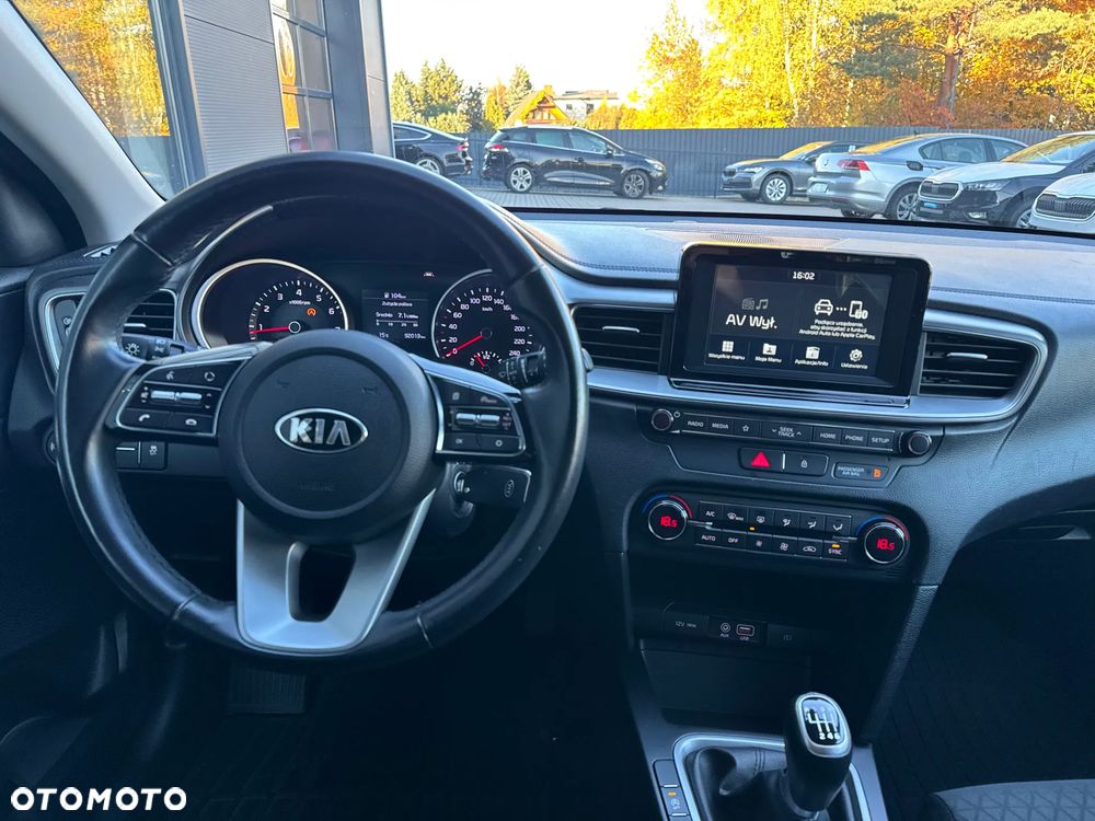 Kia Ceed 1.4 T-GDI M - 11