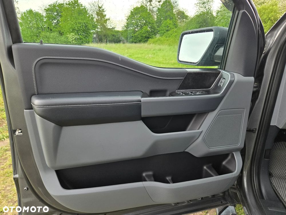 Ford F150 - 24