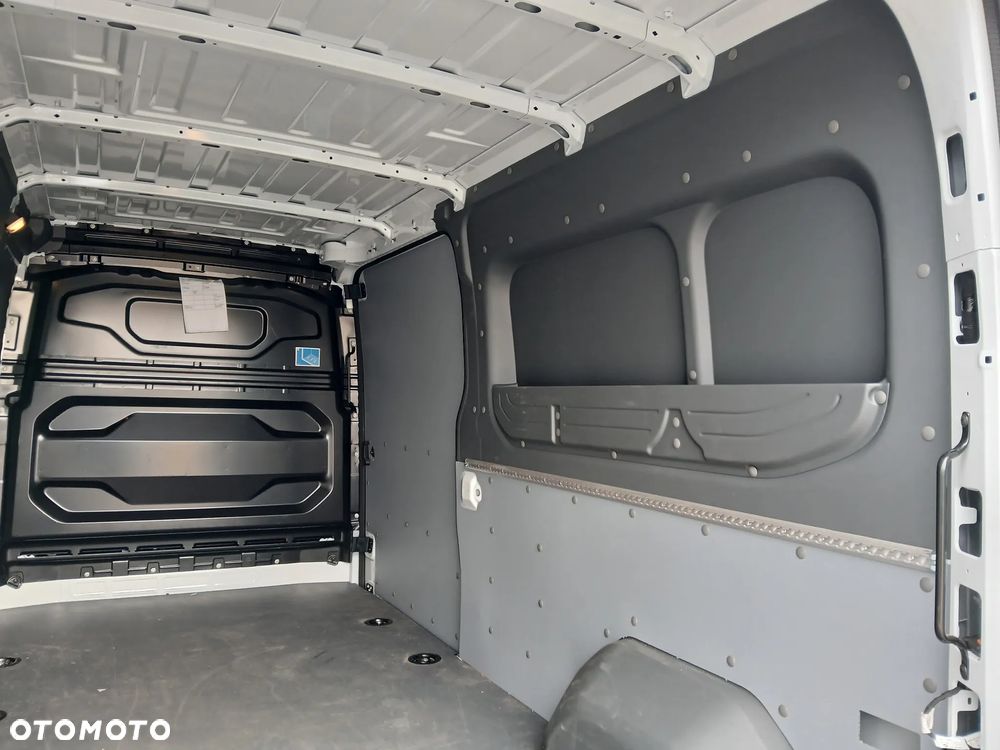 Renault Master - 11