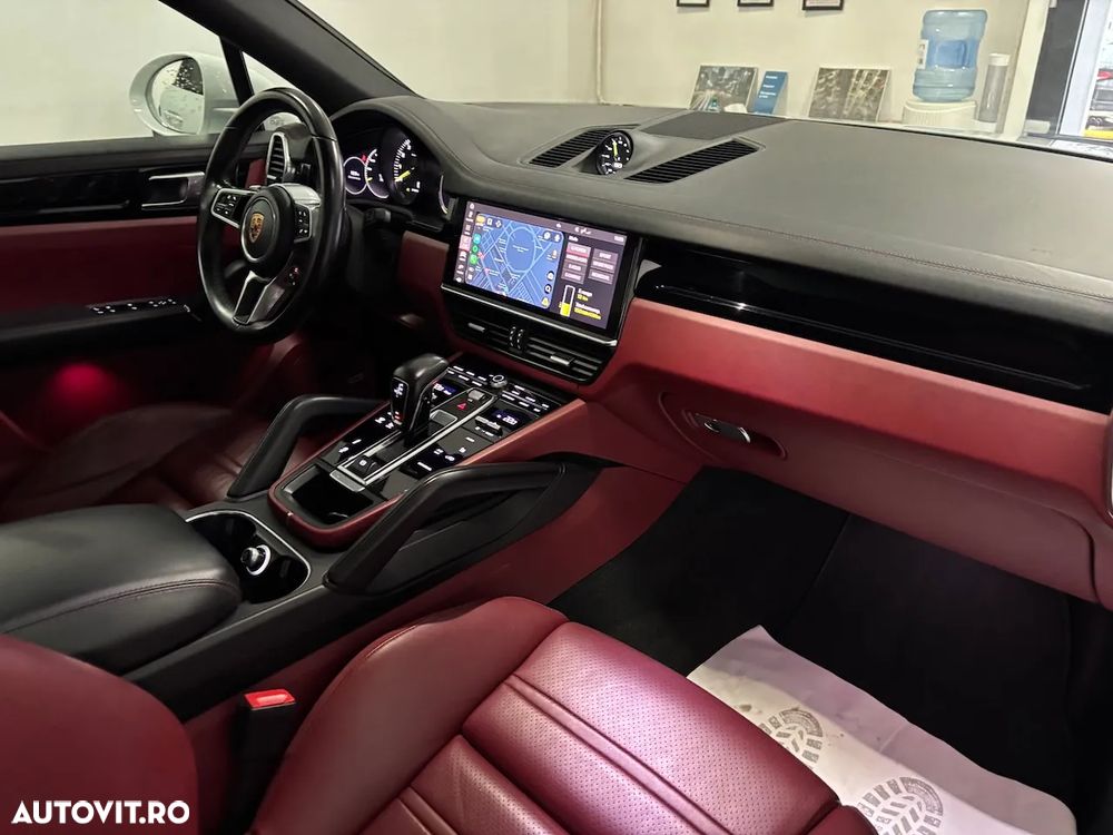 Porsche Cayenne Coupe - 19