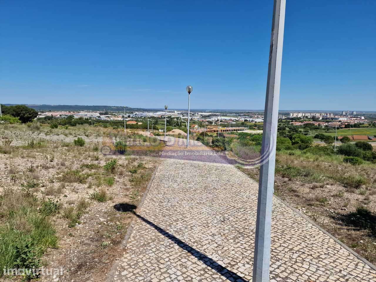 Terreno urbano em Alenquer (ALQ010) - Grande imagem: 3/4