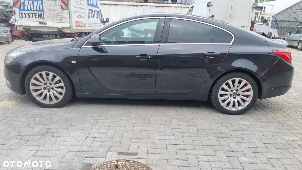 Opel Insignia 2.0 T Cosmo - 11
