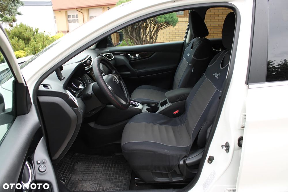 Nissan Qashqai 1.2 DIG-T N-Connecta Xtronic - 14