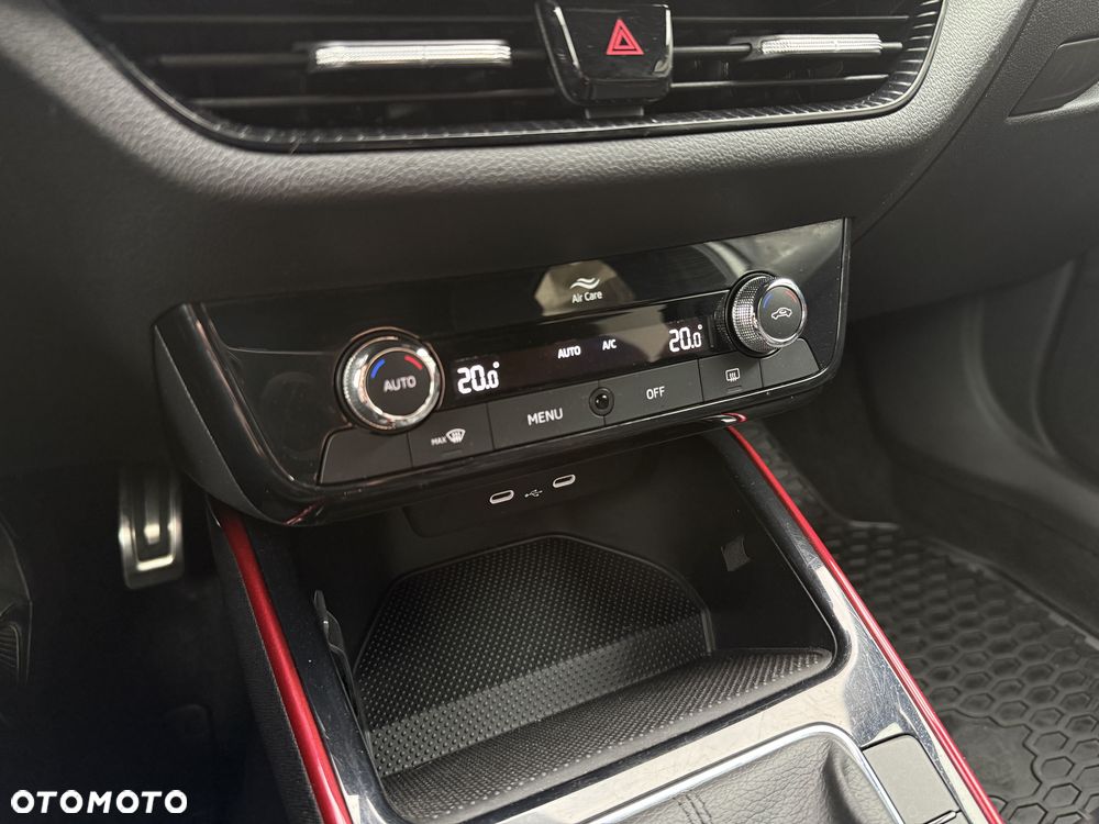Skoda Fabia 1.5 TSI Monte Carlo DSG - 27