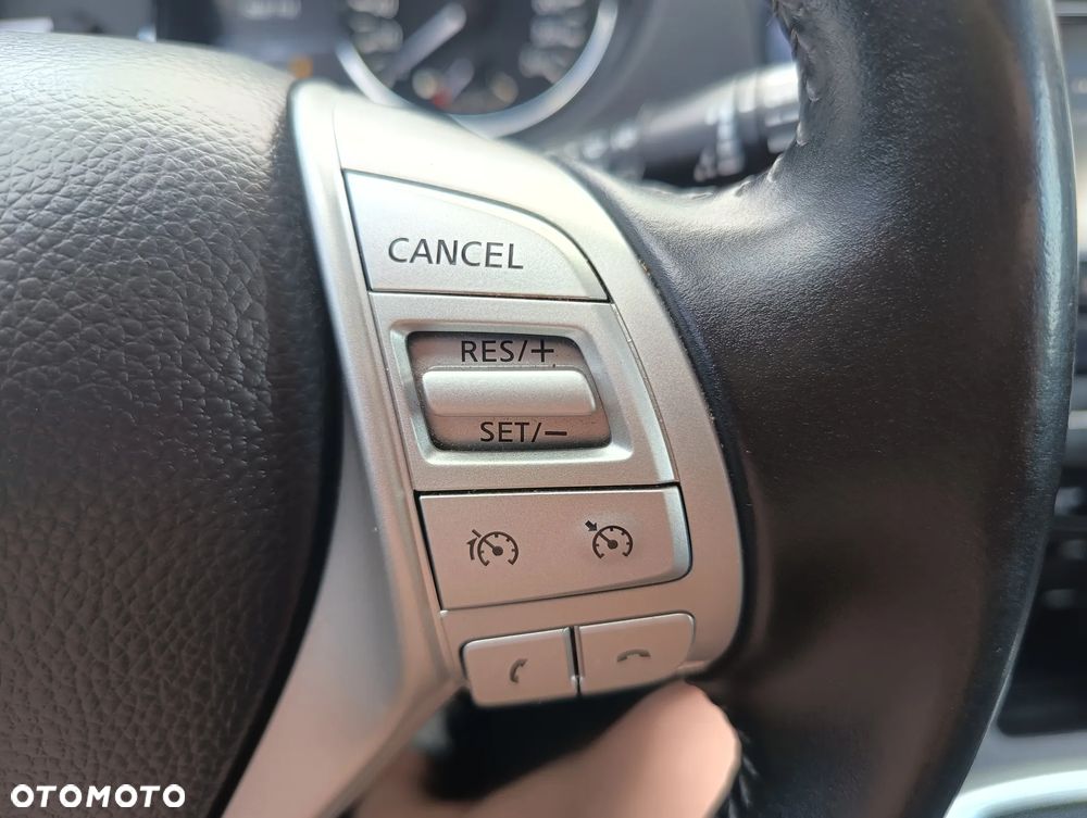 Nissan Qashqai 1.6 DCi 4x4 Acenta - 27