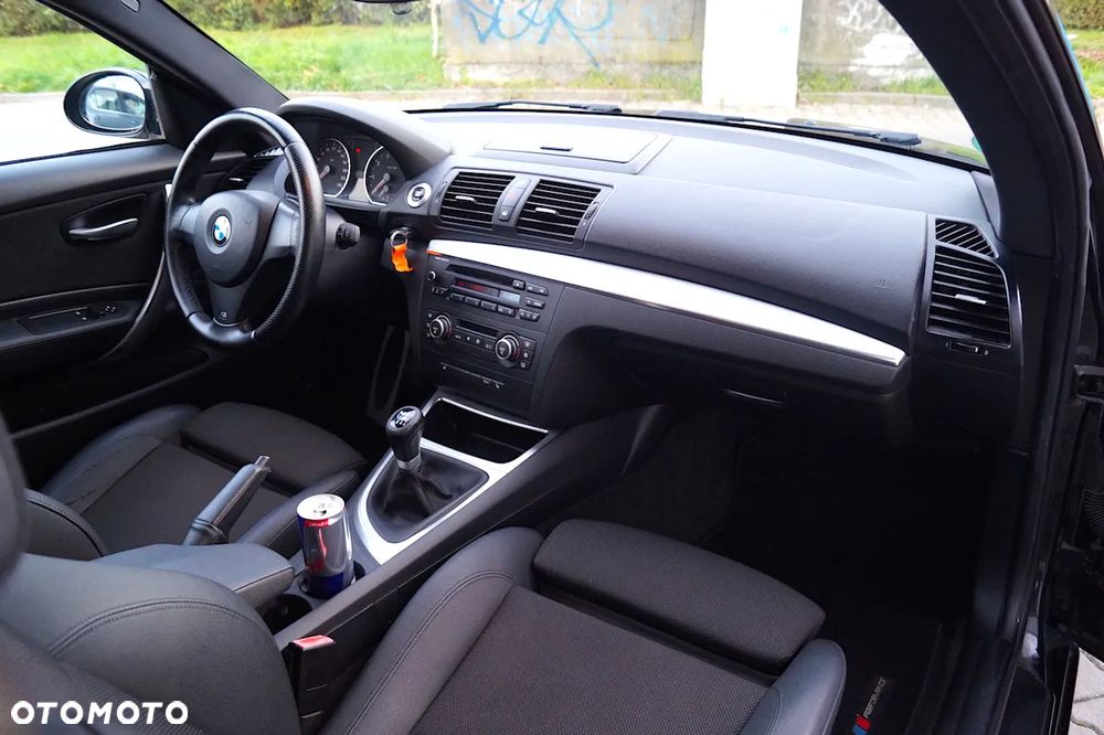 BMW Seria 1 - 25