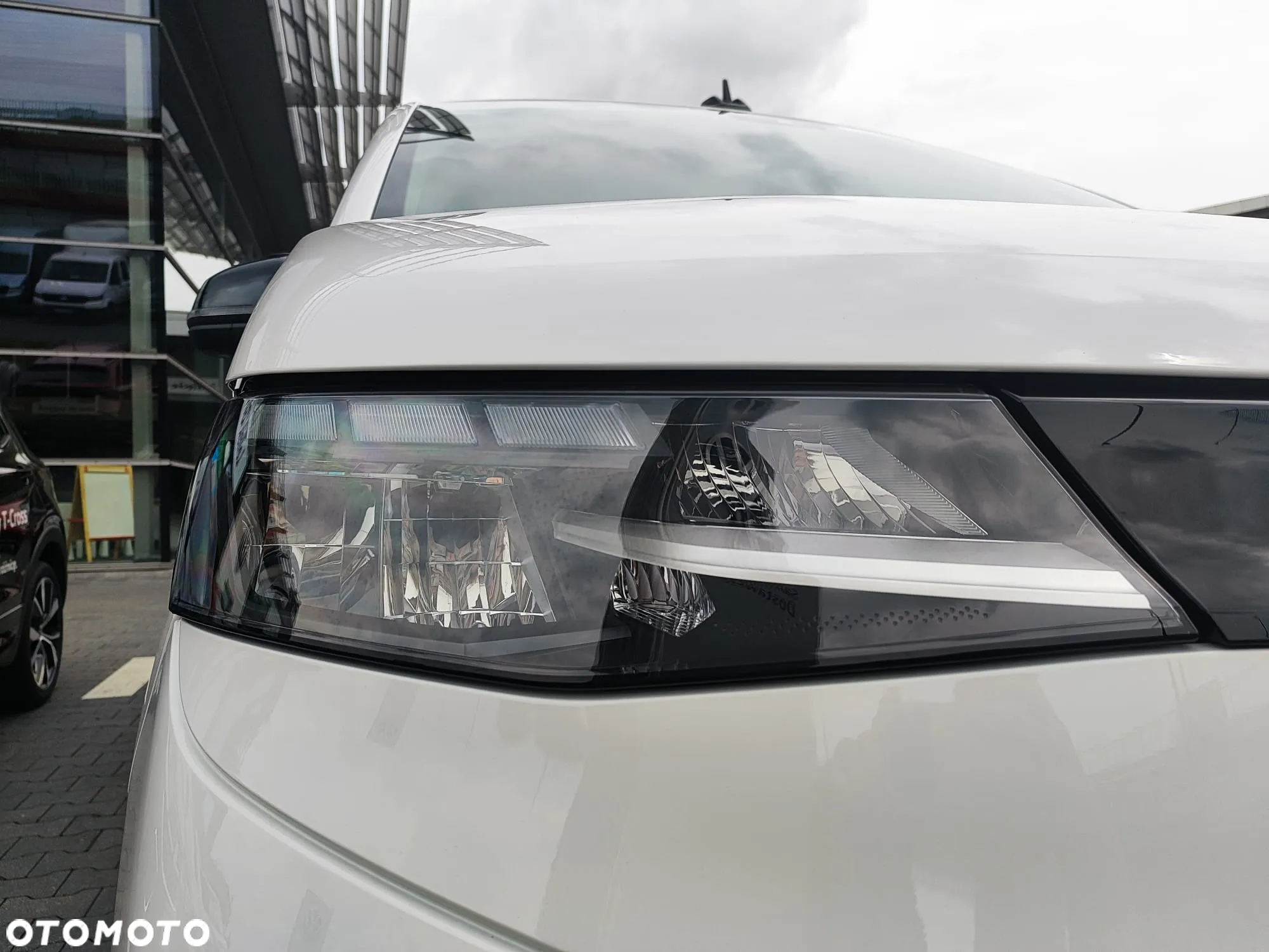 Volkswagen Multivan 2.0 TDI L2 Family DSG - 18