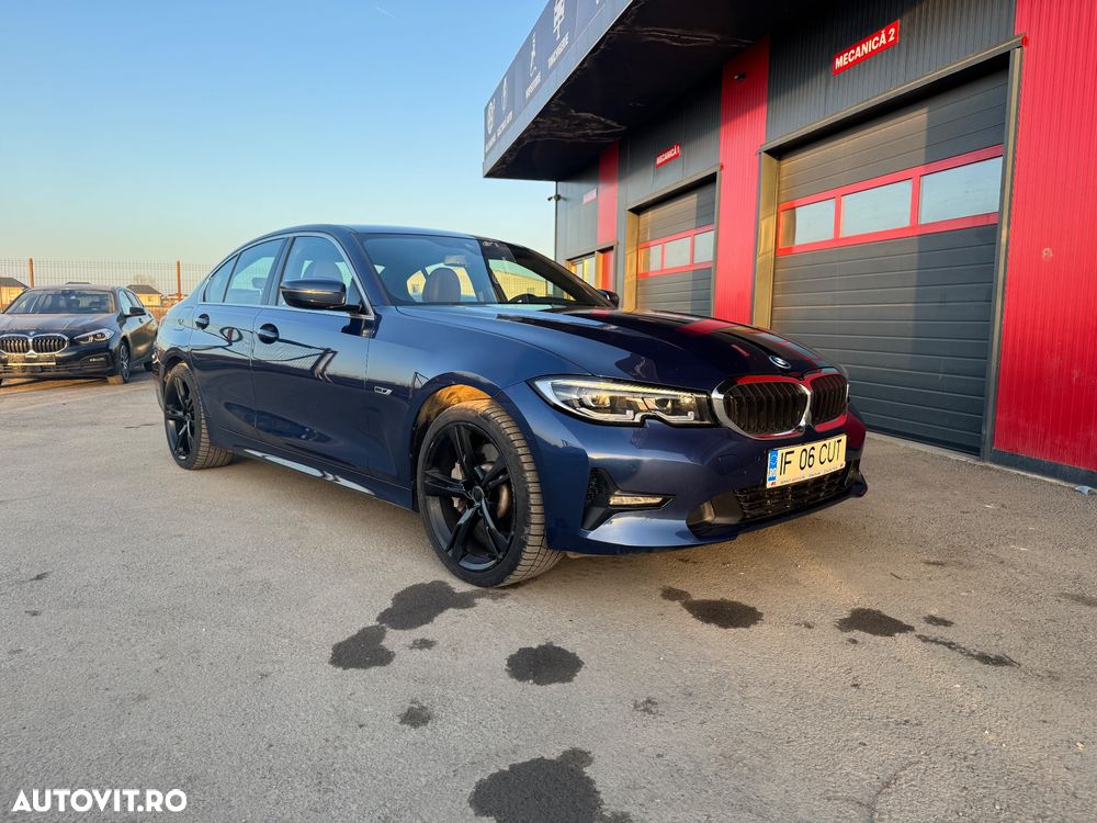 BMW Seria 3 330e Aut. Sport Line - 11