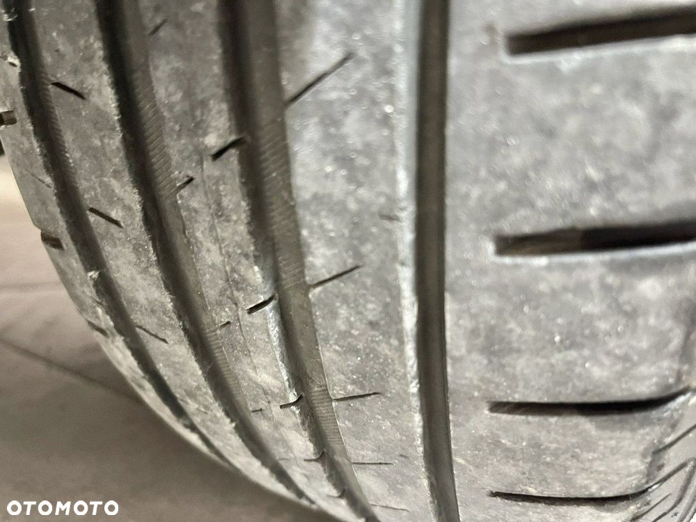 Ford Transit Courier - 10