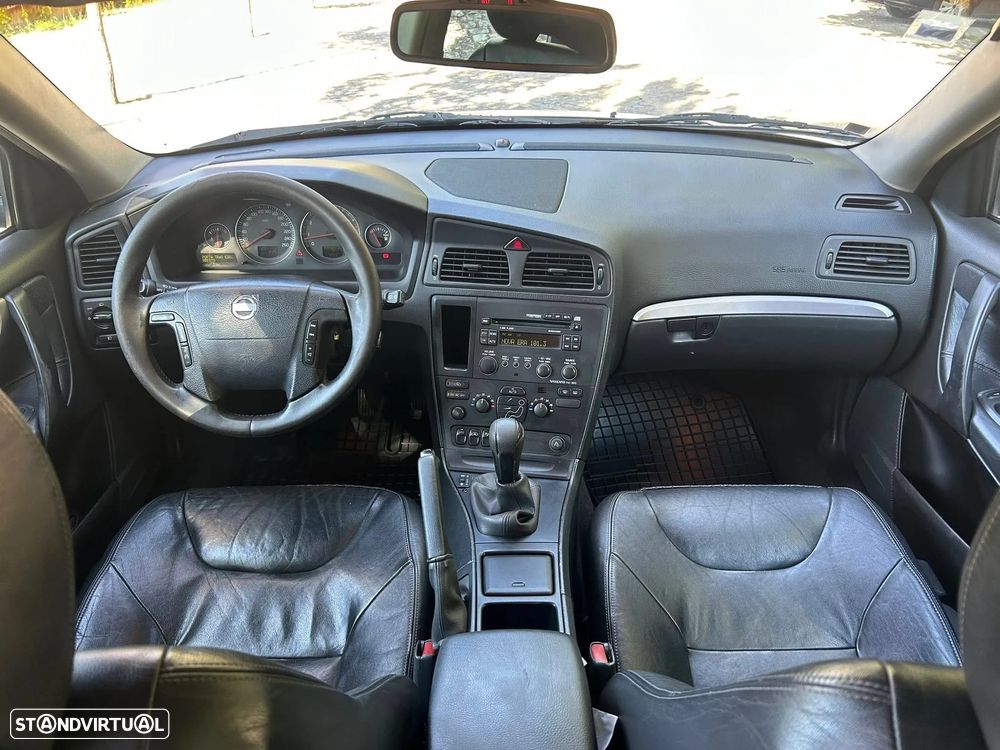 Volvo V70 2.0 T Nivel 3 - 8