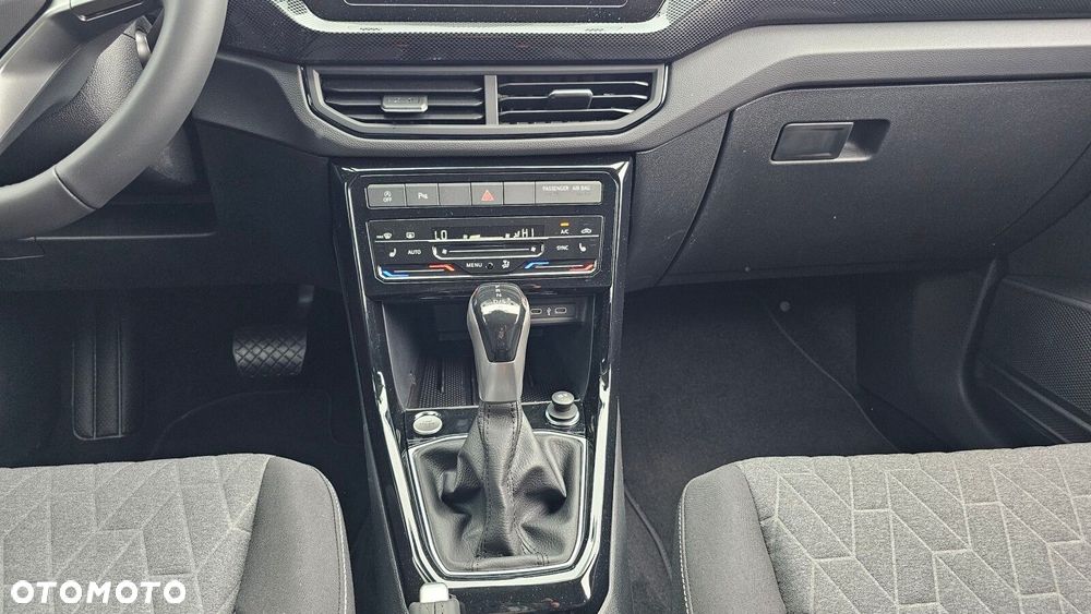 Volkswagen T-Cross - 26