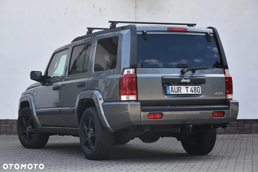 Jeep Commander 4.7 V8 - 11