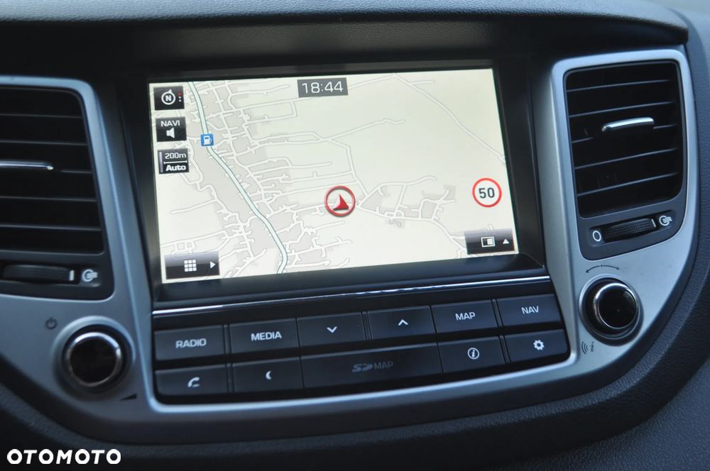 Hyundai Tucson blue 1.7 CRDi 2WD Style - 18