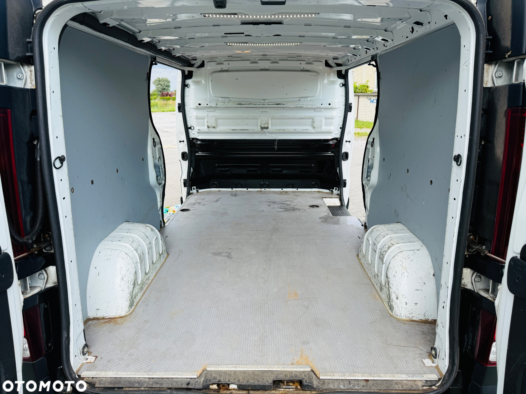 Renault Trafic L2H1 2,9t Pack Clim - 17