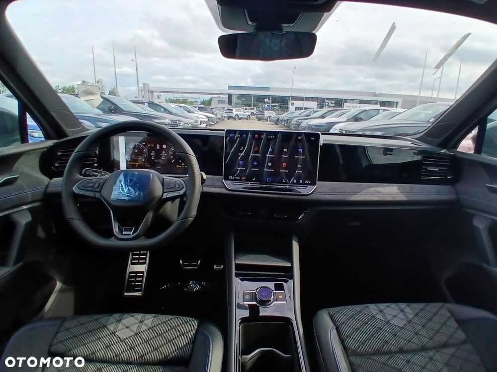 Volkswagen Tiguan - 13