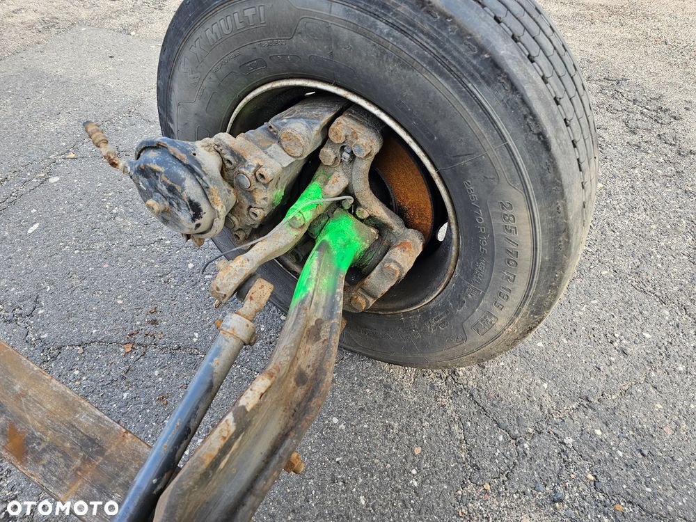 BELKA OŚ PRZEDNIA PIASTY PIASTA ZWROTNICE RENAULT MIDLUM DCI DXI FELGI 19,5'' - 6