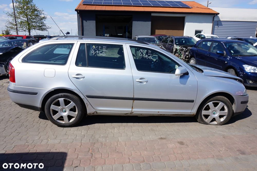SKODA OCTAVIA II 1Z3 LIFT KOMBI 2008 9156 1.9 TDI BXE 105KM JCR SREBRNY na części - 6