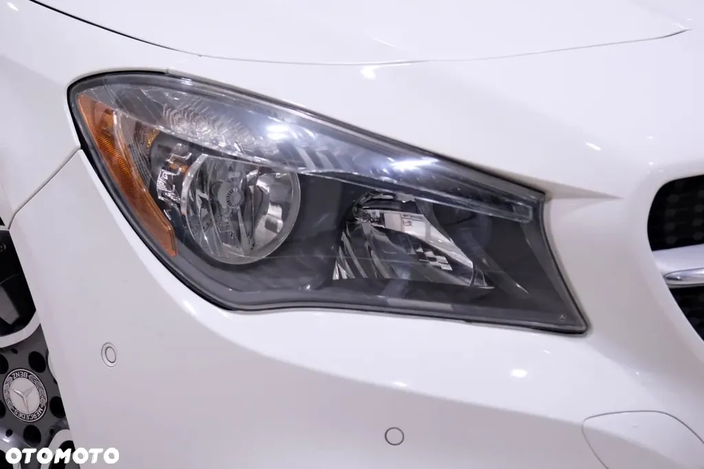 Mercedes-Benz CLA 250 7G-DCT - 6