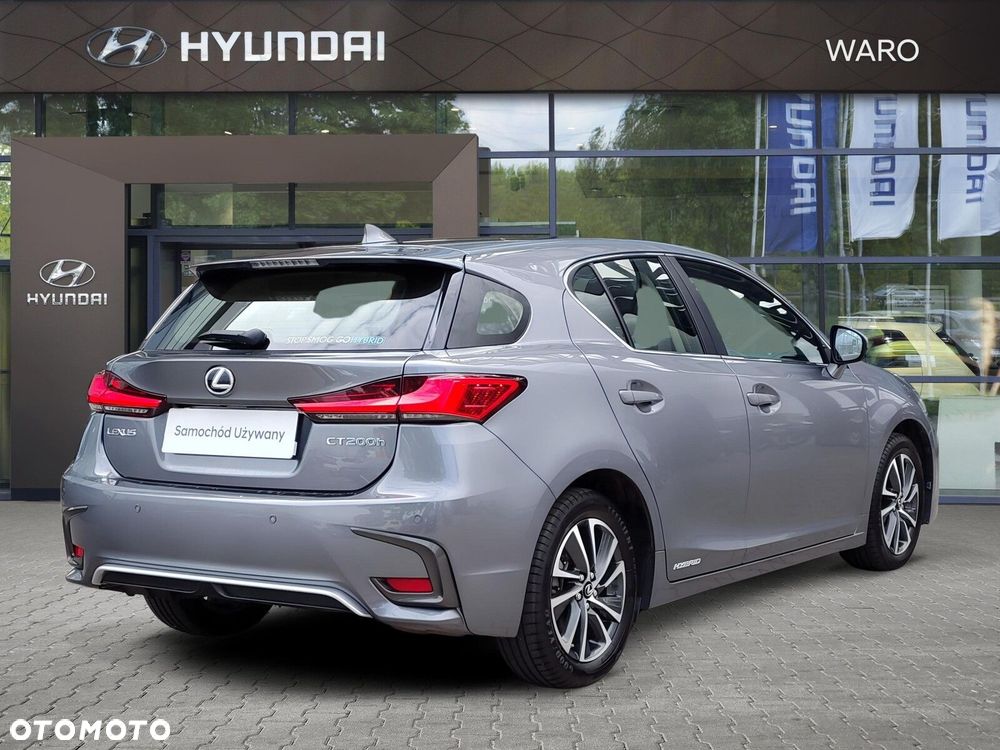Lexus CT - 6