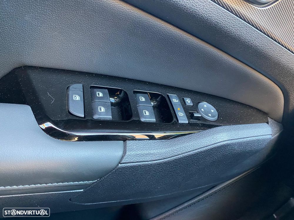 Kia Sportage 1.6 T-GDi HEV Tech - 6